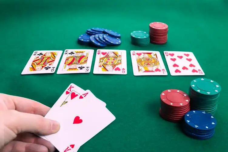 10flix 10flix Mobile App — Slots, Live Tables Aur Sportsbook Ek Jagah